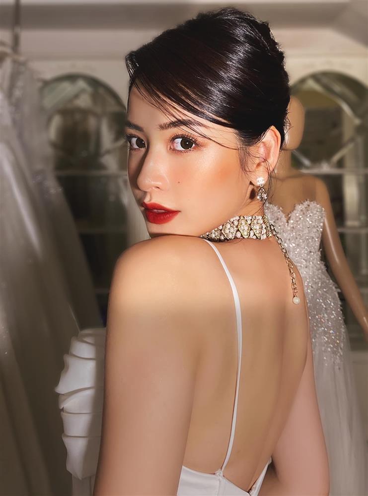 Chỉ vì bênh hoa hậu Thùy Tiên, dân mạng lôi Chi Pu ra xóc xiểm-3