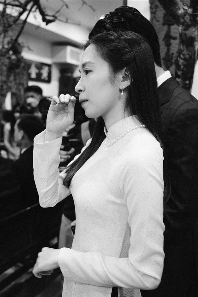 Xuân Hinh rơi nước mắt ngày con gái đính hôn-6