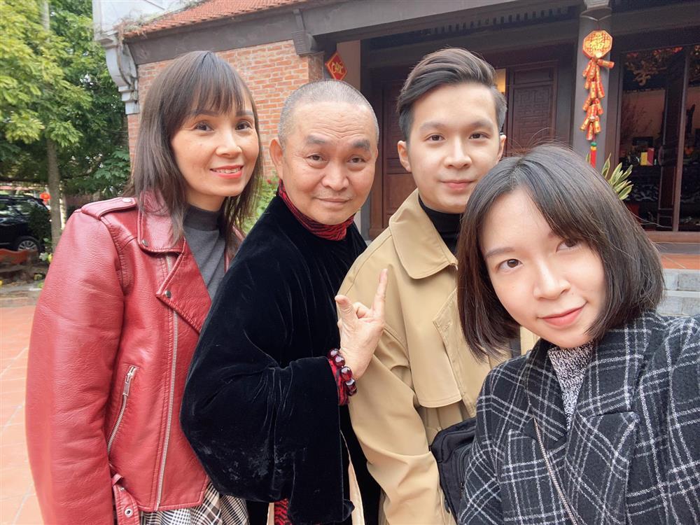 Xuân Hinh rơi nước mắt ngày con gái đính hôn-14