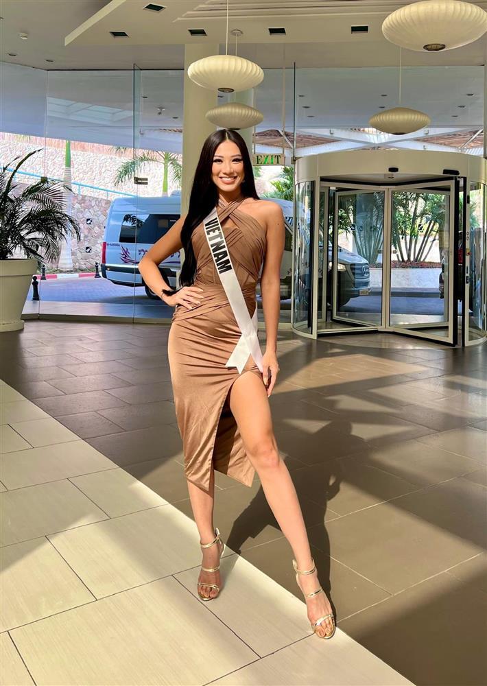 Kim Duyên nhảy 9 bậc bảng dự đoán sát bán kết Miss Universe-3