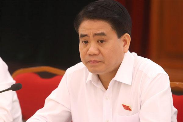 Cựu Chủ tịch Hà Nội Nguyễn Đức Chung hầu tòa, vợ cũng bị triệu tập-1