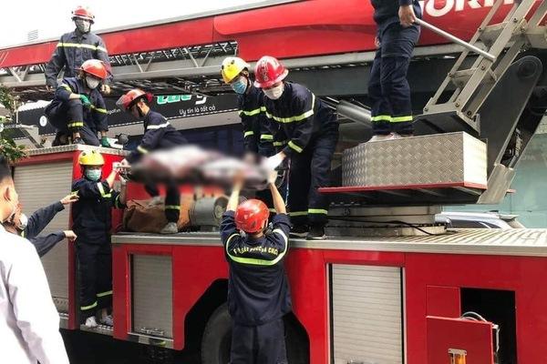 Cháu bé ở Hà Nội bị rơi từ tầng 6 xuống đất-2