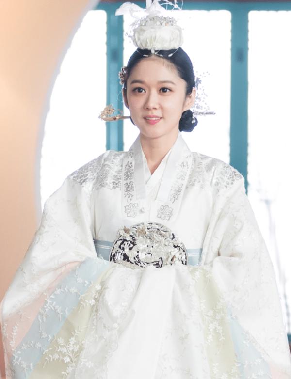 6 tân nương diễm lệ: Shin Hye Sun, Jang Nara không bằng huyền thoại cuối-4