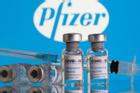 Pfizer dự báo cần tới mũi tiêm vaccine thứ 4 để phòng ngừa Omicron