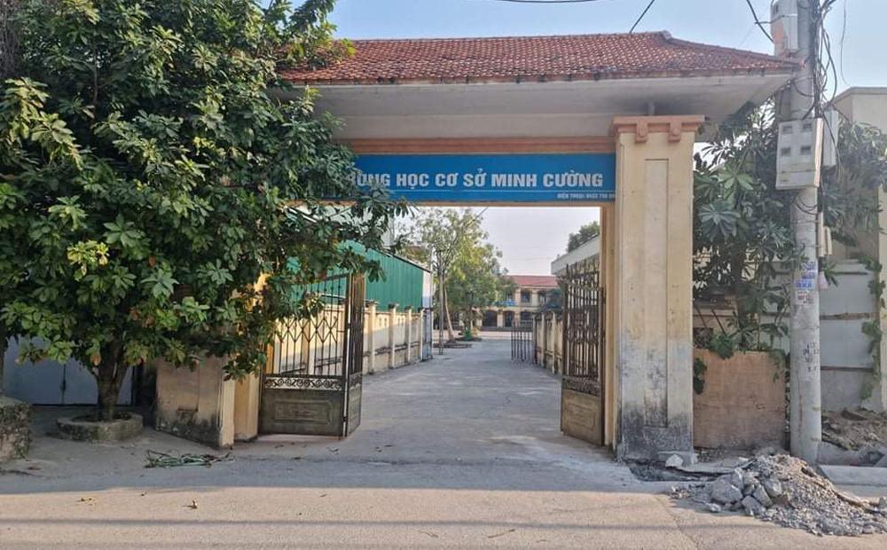 Nam sinh mắc COVID-19, 1 trường ở Hà Nội tạm dừng học trực tiếp-1