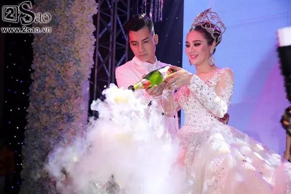 Tua lại đám cưới rình rang khiến Lâm Khánh Chi lỗ sấp mặt-8