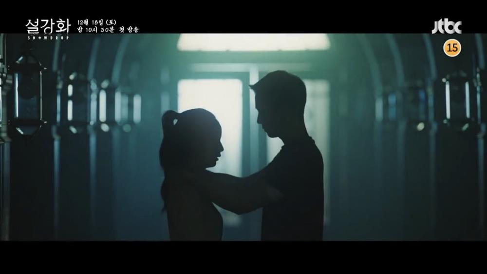 Snowdrop tung trailer căng thẳng: Jisoo bay màu dưới tay Jung Hae In?-7