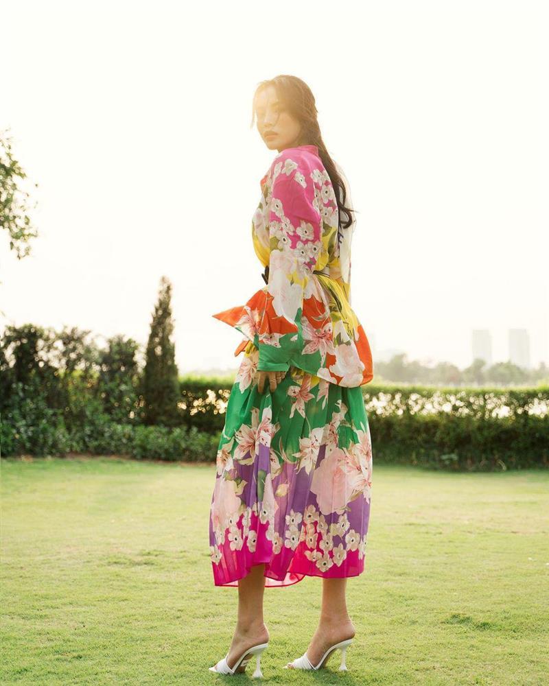 Kỳ Duyên chuyển style bánh bèo sau tin đồn dự thi Hoa Hậu Hoàn Vũ-6