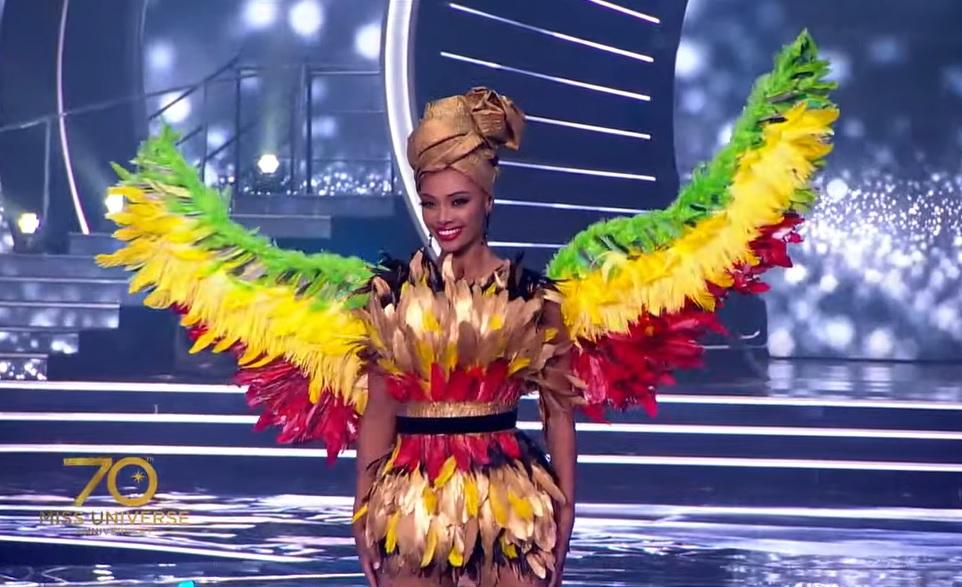 Kim Duyên diễn quốc phục xuất sắc tại Miss Universe 2021-7