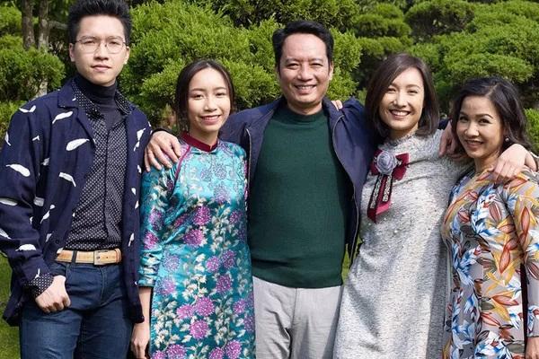 Mỹ Linh hé lộ ngày đầu làm vợ Anh Quân, nuôi con chồng-5