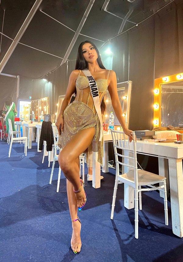 Kim Duyên bạo tay cắt váy Hương Giang để đi thi Miss Universe-3