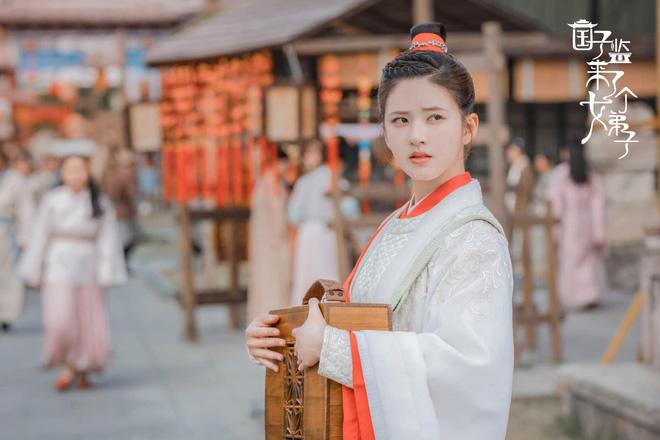 Loạt mỹ nhân Hoa ngữ giả trai thảm họa nhất 2021-1