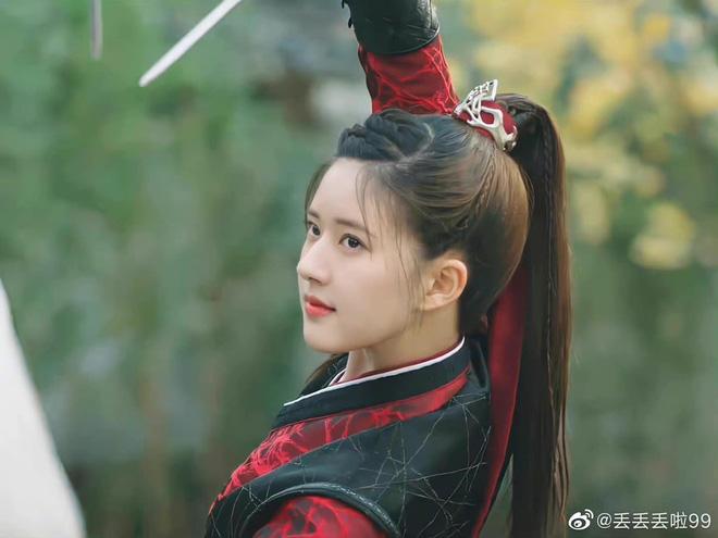 Loạt mỹ nhân Hoa ngữ giả trai thảm họa nhất 2021-3