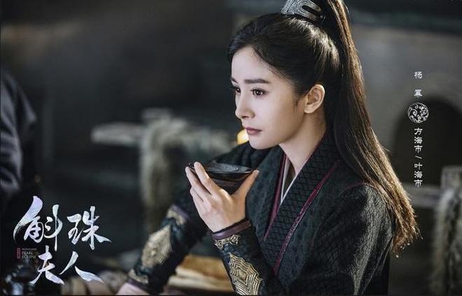 Loạt mỹ nhân Hoa ngữ giả trai thảm họa nhất 2021-8