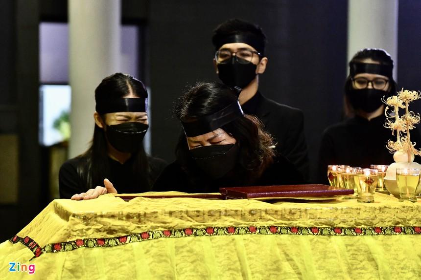 Gia đình, đồng nghiệp viếng nhạc sĩ Phú Quang-9