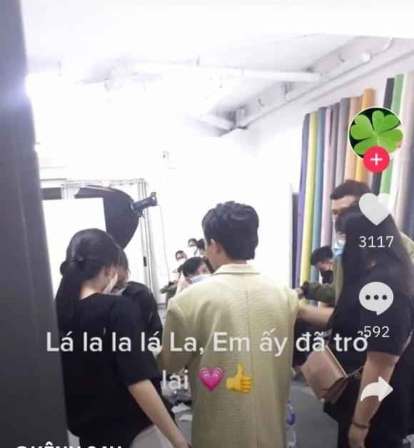 Hồ Văn Cường bảnh bao, tươi tắn như đã buông hết đau thương-5