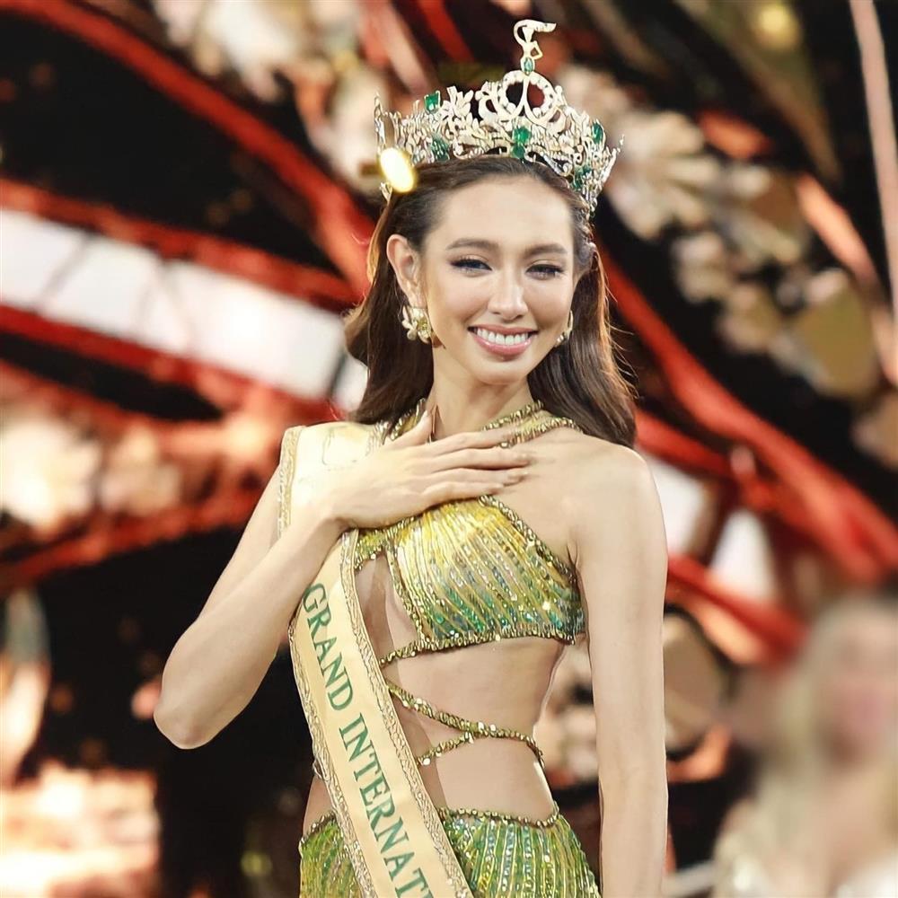 Tân Miss Grand Thùy Tiên và tân Miss Universe: Ai đẹp hơn?-12