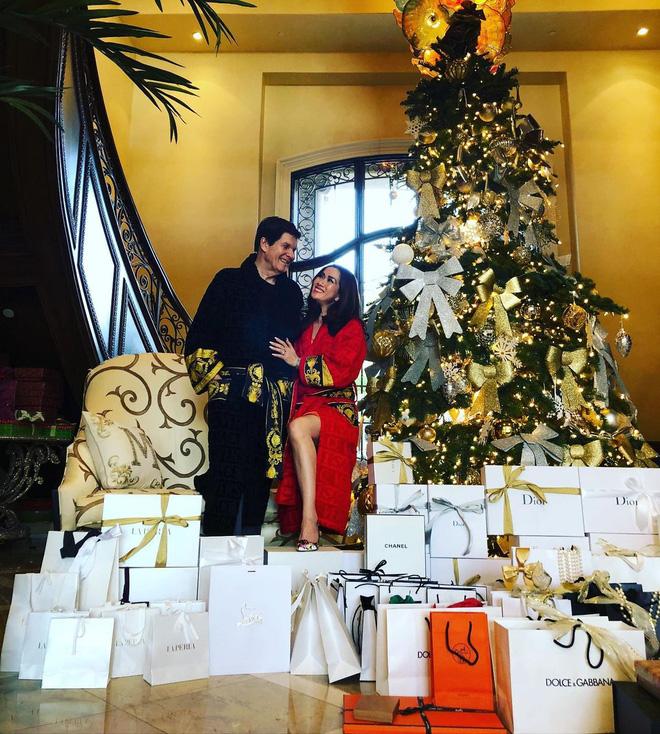 Ngắm Noel bên trong biệt thự 800 tỷ của nữ tỷ phú gốc Việt-7