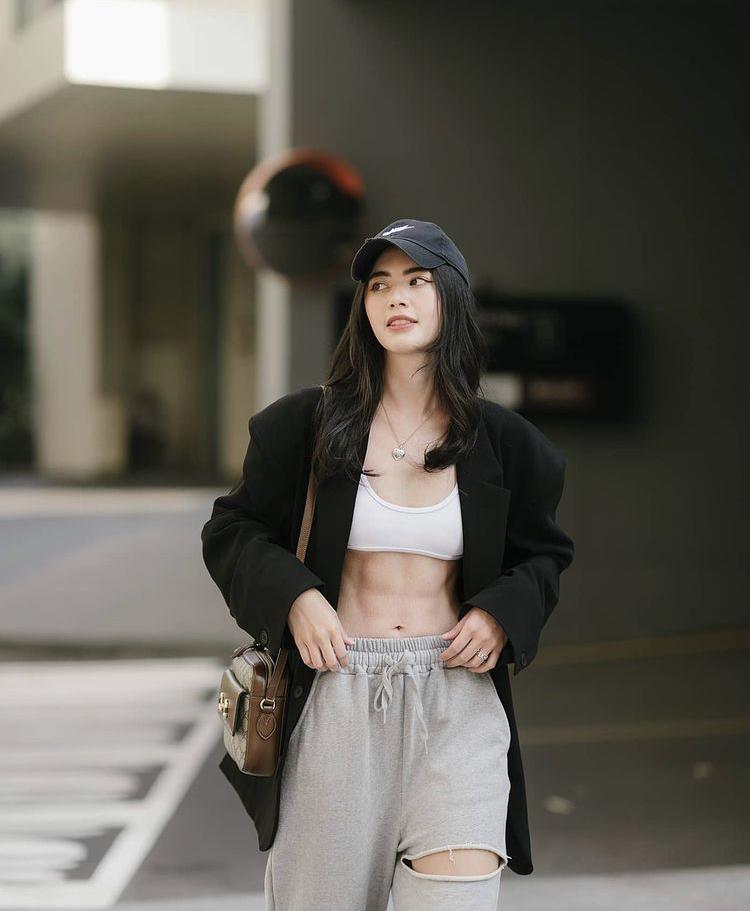 Ma nữ đẹp nhất Thái Lan Mai Davika mặc gì cũng tạo thành trend-7