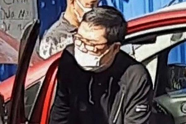 Khách mua xe vờ xin lái thử rồi mất tích, chủ nhân treo thưởng 100 triệu-2