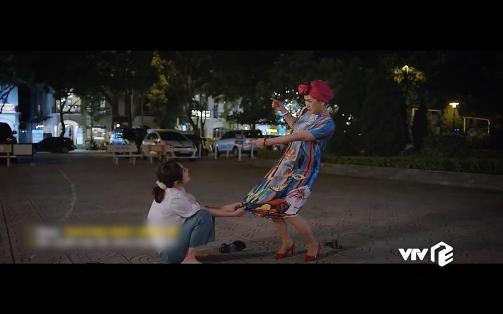 Thương Ngày Nắng Về: Khánh mượn rượu trả thù mẹ chồng khiến khán giả cười không ngớt-4