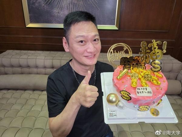 Sao phim 18+ đóng Ỷ Thiên Đồ Long Ký phải đi hát quán bar mưu sinh-5