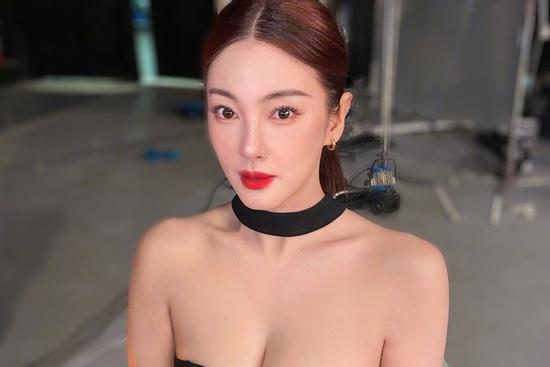 Trương Vũ Kỳ phũ tình trẻ, vội đòi quà sau chia tay