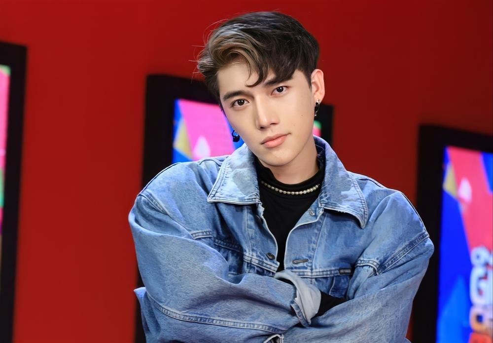 Canh bạc của ca sĩ Việt-1