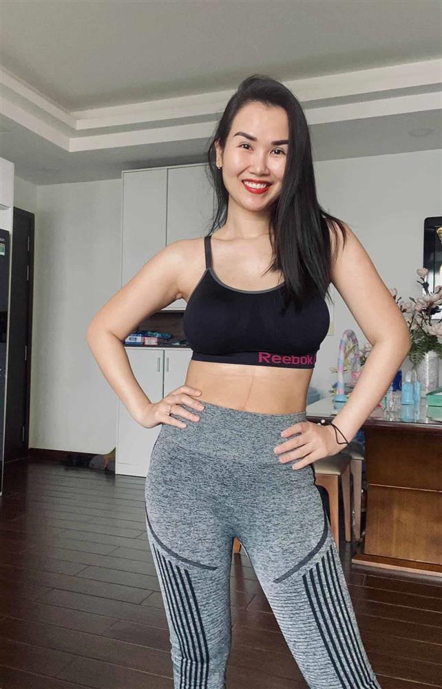 Giảm 14kg, Võ Hạ Trâm trốn con lên đồ sexy khoe body hết nấc-5