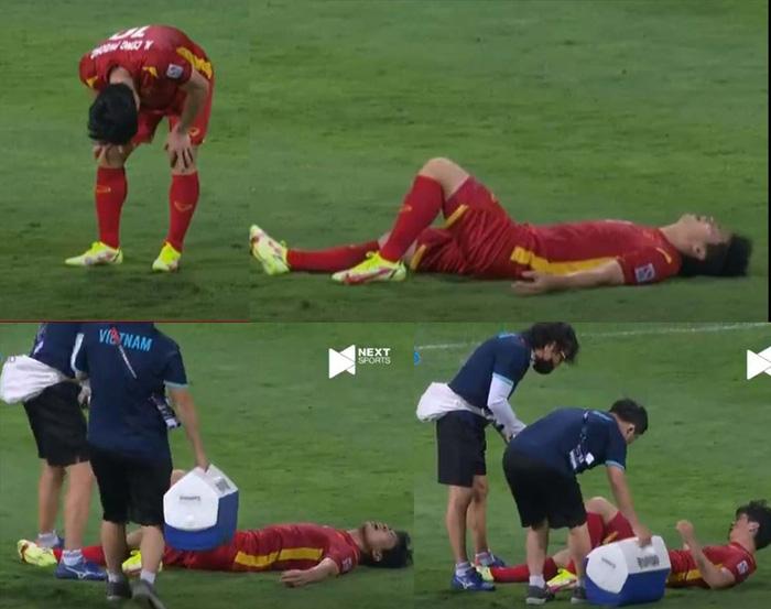 Lan truyền ảnh thầy Park bị trợ lý ôm lại khi xông ra bảo vệ học trò-2