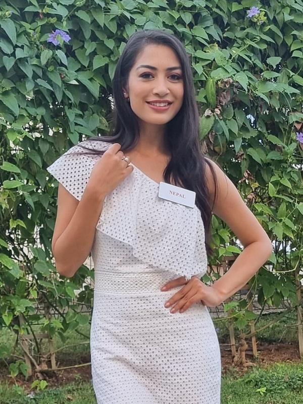 Đại diện Nepal - Namrata Shrestha.
