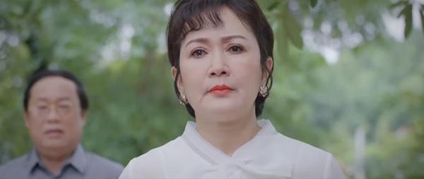 Thương Ngày Nắng Về tập 15: Câu chuyện cay đắng về bông hoa trên ngực trái-2