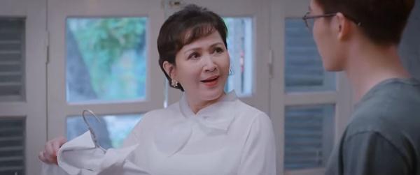 Thương Ngày Nắng Về tập 15: Câu chuyện cay đắng về bông hoa trên ngực trái-5