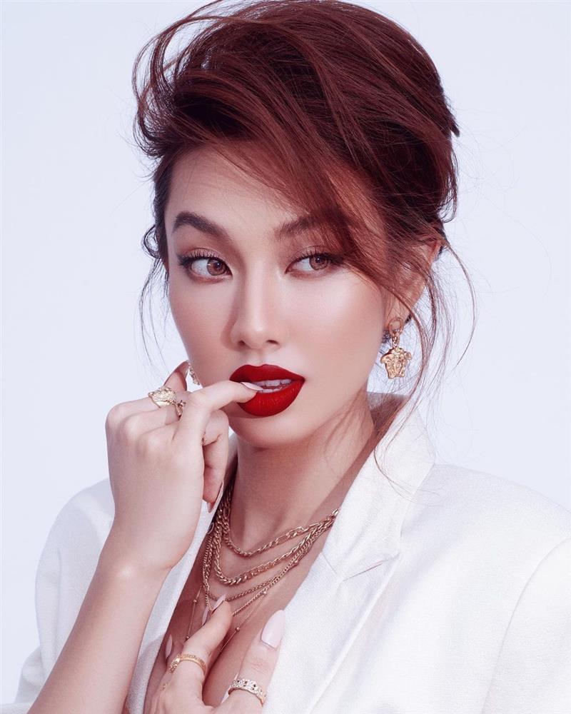 Giữa lùm xùm bị hắt hủi, Miss Universe 2021 bắt chước ngay Thùy Tiên-10