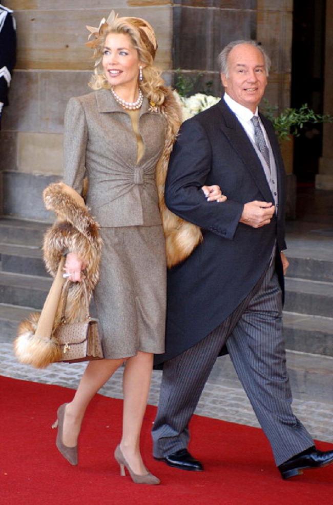 Lấy chồng già hơn 27 tuổi vẫn bị phụ bạc, người vợ có đòn ghen đẳng cấp-3