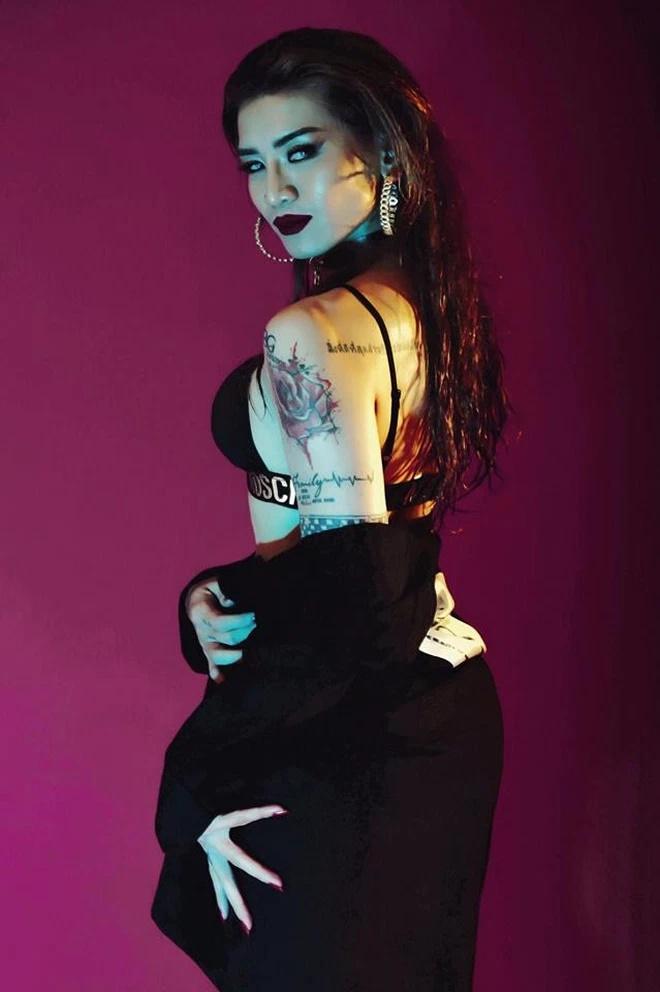 BB Trần diện áo tắm nuột khó tin, chẳng thua kém Ngọc Trinh-4