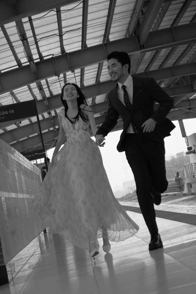 Con gái Xuân Hinh chụp ảnh cưới trên tàu điện Cát Linh - Hà Đông-4