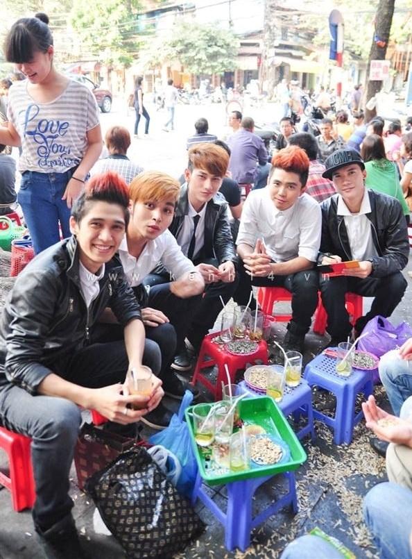 Isaac tung loạt ảnh quá khứ muốn chôn vùi của nhóm 365-10