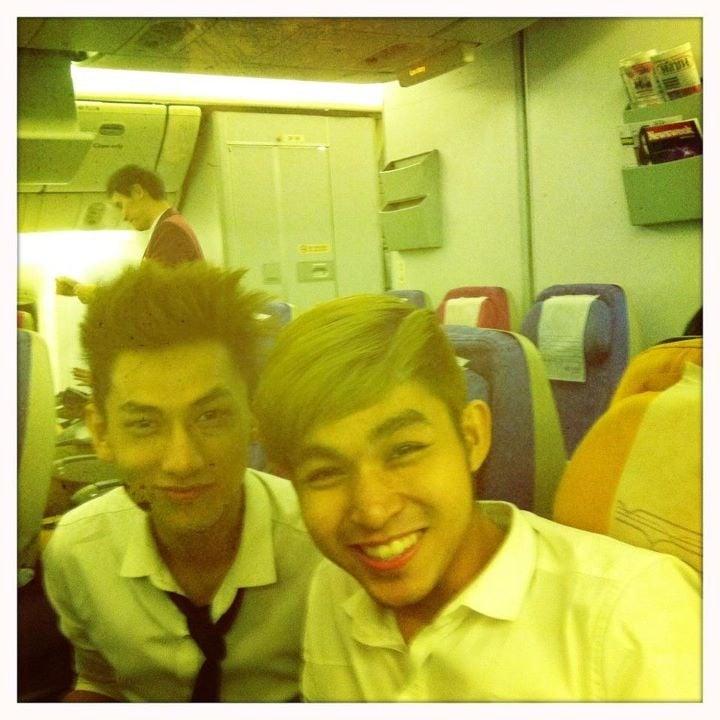 Isaac tung loạt ảnh quá khứ muốn chôn vùi của nhóm 365-12