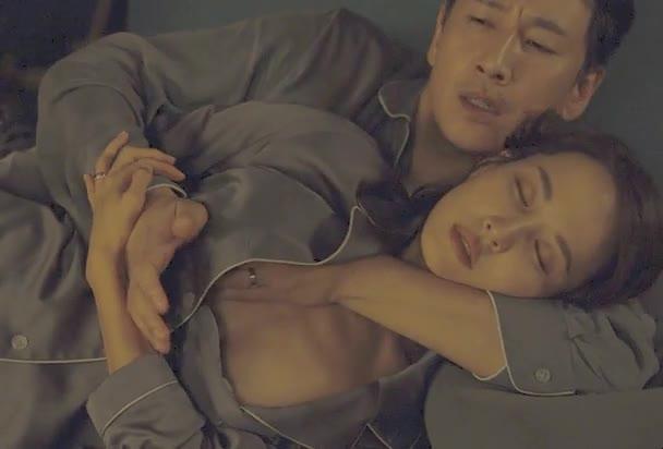 5 nữ diễn viên chịu khó lột đồ và lăn giường nhất màn ảnh Hàn-12