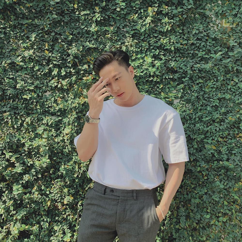 Cậu bé 10 tuổi múa phụ họa cho Đan Trường thay đổi ngoạn mục-7