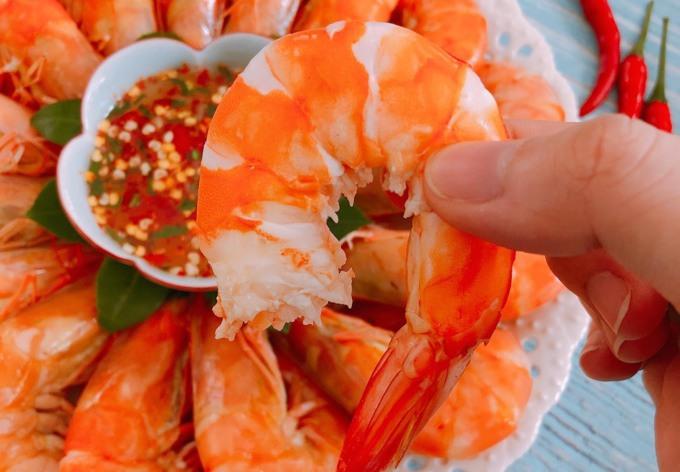 Luộc tôm thêm 2 thứ này đảm bảo hết tanh, thịt ngon hết sảy-3