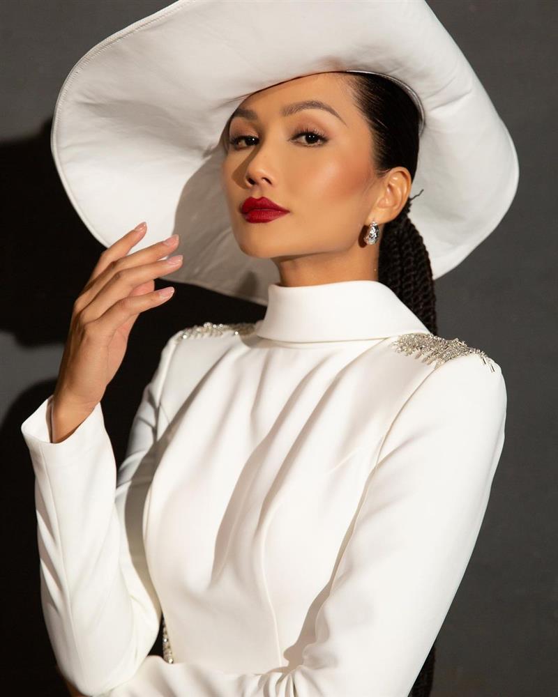 HHen Niê xóa thẳng danh hiệu top 5 Miss Universe lịch sử?-1