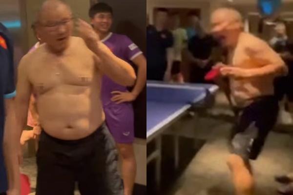 Thầy Park gây sốt khoảnh khắc cởi trần khoe bé mỡ-1