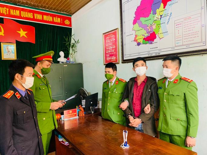 Thiếu nữ 15 tuổi tự quay video đang tắm gửi cho người yêu và cái kết-1