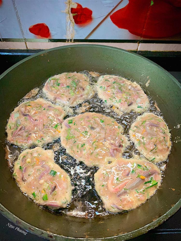 Đặc sản rồng đất thơm điếc mũi cả xóm, cả năm mới có một lần-5