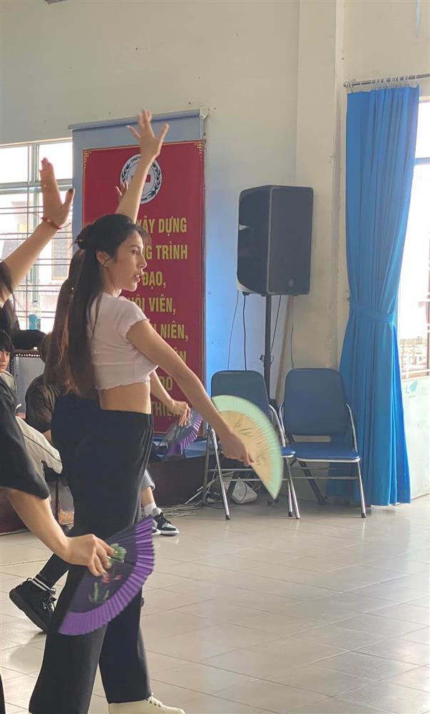 Thủy Tiên đáp trả tin đồn sinh con lần 2 cho Công Vinh-5