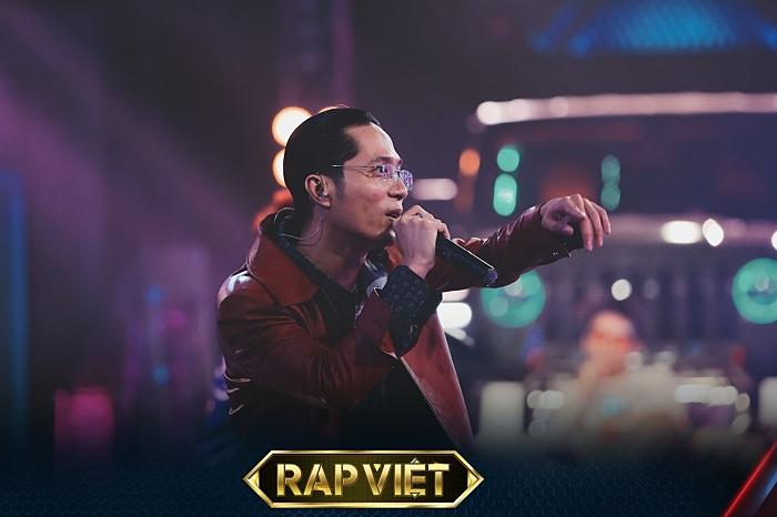 2 thí sinh team Binz được Rhymastic mang Nón Vàng đặt cọc không cần biết ai thắng thua-4