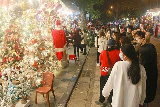 Hà Nội hạn chế tối đa các hoạt động đông người, vui chơi, lễ hội