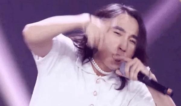 Lý do gì khiến Sơn Tùng trông như Hải Tú?-1